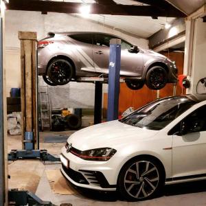 Garage automobile à Rillieux-la-Pape